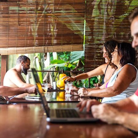 Farofa Loca Hostel モロ・デ・サンパウロ エクステリア 写真